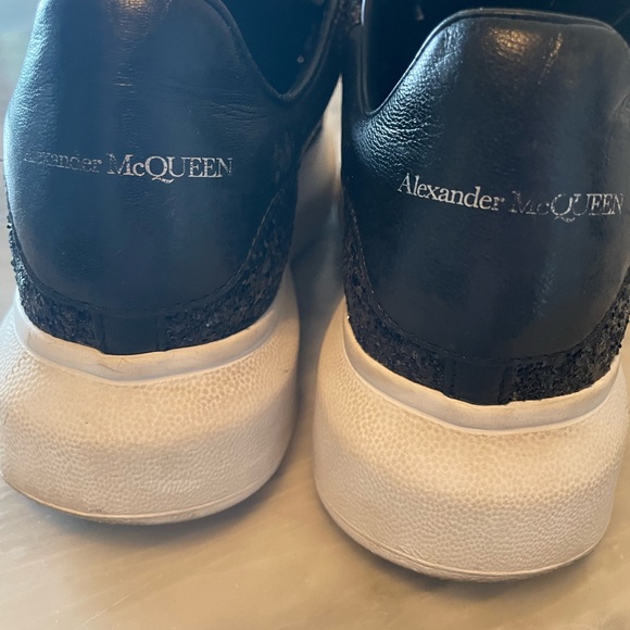 Alexander McQueen sneakers black glitter size 37. - Picture 3 of 6
